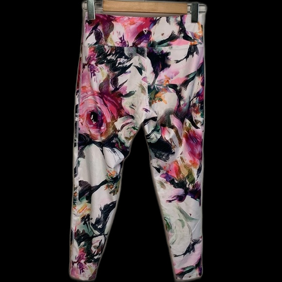 Betsey Johnson Multicolored Floral Mid-Rise Cropped Leggings Size S - Picture 6 of 10